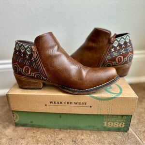 Roper Brown Ankle Boots with Distressed Leather